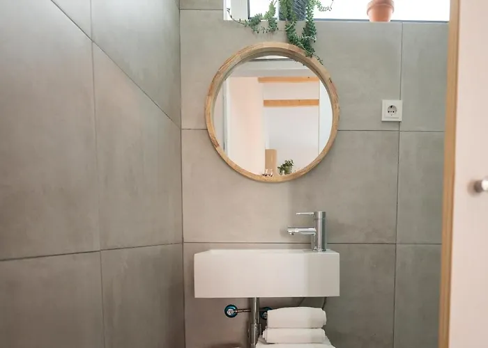 Casa Do Rio * Nazaré